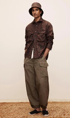 Pantalones cargo Banana Republic x The White Lotus popelina relajada talla S oliva nuevos $100 Foto 1 de 4