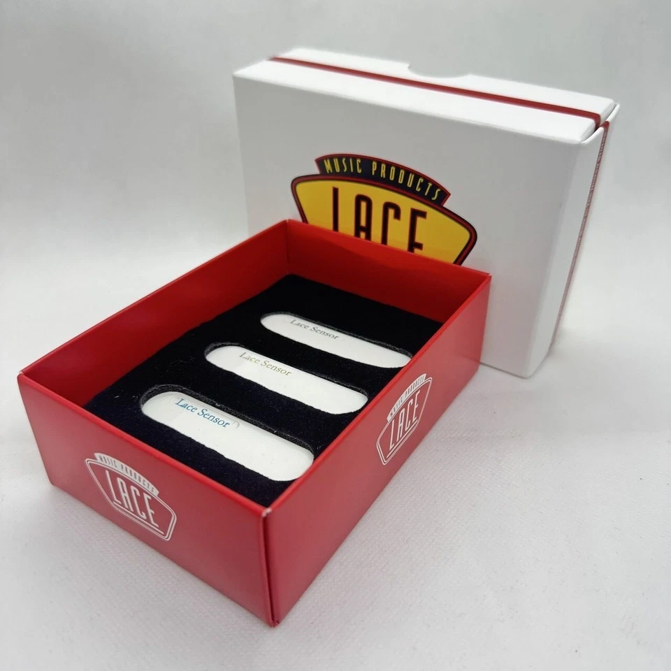 Pastillas Stratocaster Sensor Encaje DORADO/DORADO/azul claro Excelente++ Foto 1 de 3