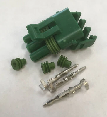 12020403 3-Way Green Delphi Weather-Pack Sealed Connector, Terminals & Seals - Image 1 of 2