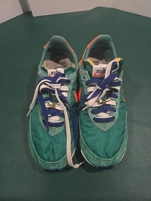 NIKE WAFFLE TRAINER 2 GREEN NOISE/ORANGE SAIL [DH4390 300] US MEN SZ 10 - Image 1 of 4