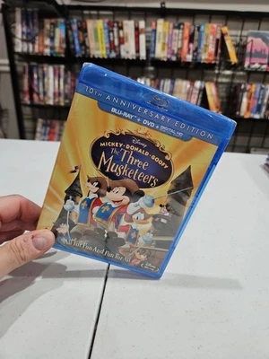 Disney Three Musketeers 10th Anniversary (Blu-ray + DVD + Digital HD) NEW Sealed Foto 1 de 3