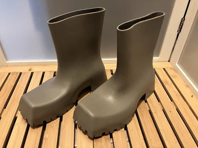 Botas grises Dupe Trooper de goma para mujer talla 9 (39,5) Foto 1 de 4