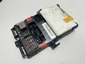 2005-2006 FORD MUSTANG FUSE BOX BODY CONTROL MODULE DELPHI 5R3T-14B476-BE (OEM) - Picture 1 of 5