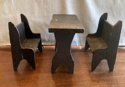 Кукольный эстакадный стол ручной работы с 2 скамейками ~ черный ~ деревенский поношенный стиль - Изображение 1 из 4