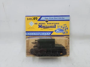Roco Minitanks WWII German SFIV Quad 20mm & 37mm AAA Tank L0204 - Picture 1 of 2
