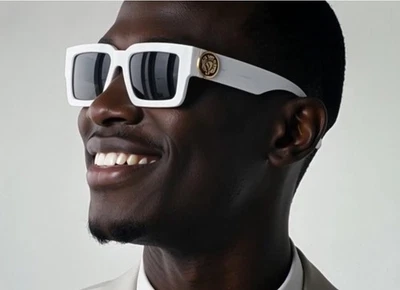 Gafas de sol Kleo Slim Elegante Cabeza de León Medallón Grueso Audaz Cuadradas Nuevas Foto 1 de 4