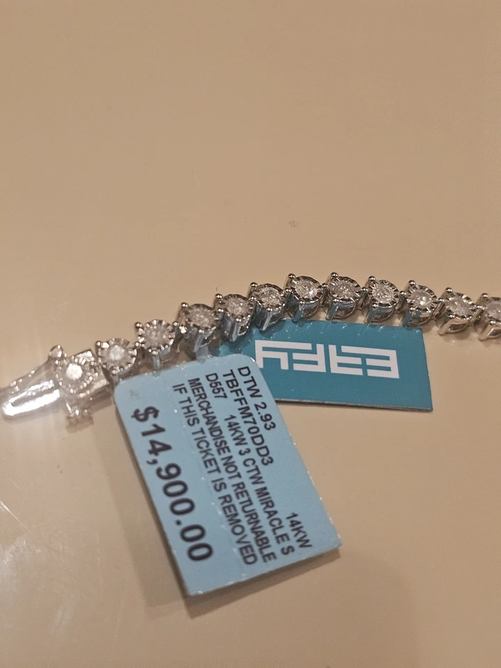 Effy 14kt Gold 3 Carats Diamond Miracle Tennis Bracelet Retail For $14,900 - Image 1 of 4