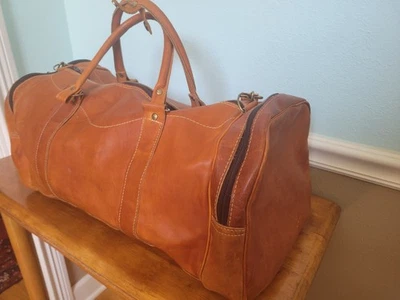 Bolsa de viaje de lona de cuero Buffalo equipaje de mano para pasar la noche fin de semana (usada) Foto 1 de 4