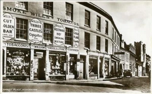 REAL PHOTOGRAPHIC POSTCARD OF THE MARKET PLACE WINCANTON (NEAR YEOVIL), SOMERSET - Picture 1 of 2