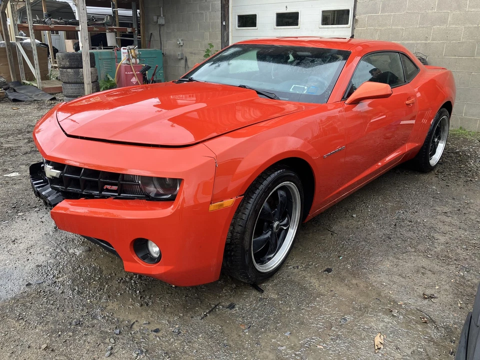 11 CHEVY CAMARO Rear Bumper Reinforcement (REBAR ONLY) Foto 1 de 4