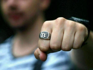 Anillo para hombre Bitcoin de corte redondo negro 1,25 para amante de las criptomonedas en plata 925 - Imagen 1 de 2
