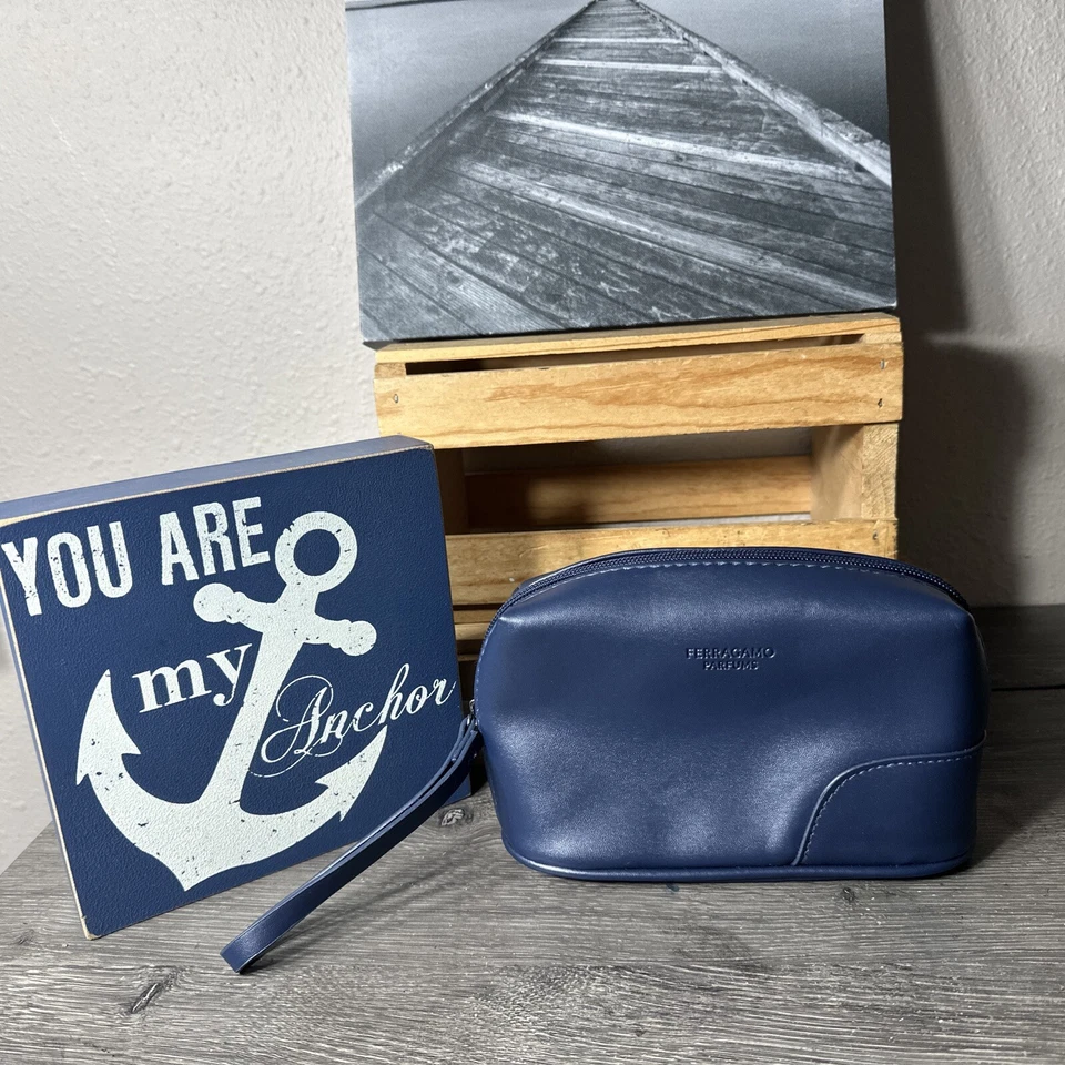 Salvatore Ferragamo Perfumes Azul Marino Logo Cremallera Bolsa de Maquillaje Bolsa de Maquillaje de Viaje Nuevo sin Etiquetas Foto 1 de 4