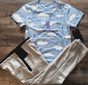NWT Nike Jordan Boys 7 Light Blue/Light Gray/Purple CLOUD Jogger Pants Set Sz 7 - Picture 1 of 3