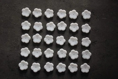 30 pampilles fleurs opaline Murano  lustre lampe applique - Photo 1/3