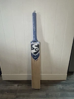 SG Cricket Bat HP Spark No.5  Length 78cm - Image 1 of 4