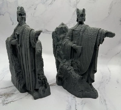 Juego de sujetalibros de El Señor de los Anillos Argonath | 6” de alto estatuas de reyes de Gondor LOTR Foto 1 de 4