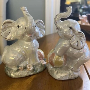 Pair Of Iridescent Elephant Figurines - Picture 1 of 10