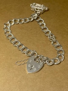Pulsera con candado de plata esterlina 925 con mini dije Morris - Imagen 1 de 9