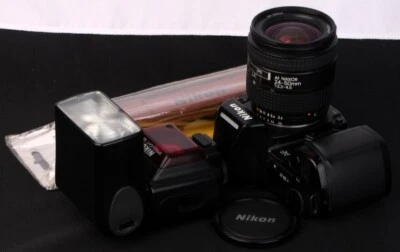 Nikon F-801 35mm Film SLR c/w AF 24-50mm f/3.3-4.5 Lens & SB-24 Speedlight Kit - Image 1 of 4