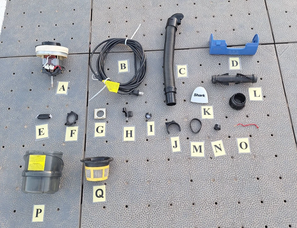 Replacement parts for Shark Bagless Cyclonic Hand Vac V15Z (S) - Image 1 of 1