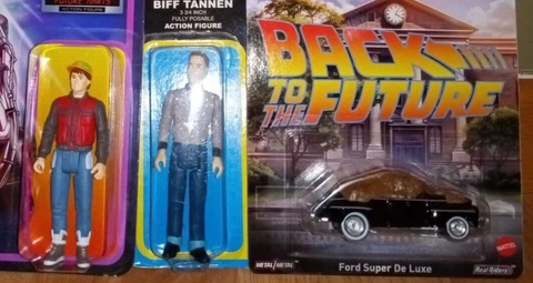 Back to the Future Lot - ReAction Biff & Marty + Hot Wheels Super De Luxe Manure Cover