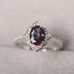 Anillo de alejandrita anillo de plata de ley 925 anillo de piedra que cambia de color anillo de corte ovalado - Imagen 1 de 5