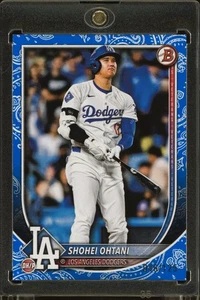 2025 Bowman #17 Shohei Ohtani, Los Angeles Dodgers (046/125) Blue Pattern - Picture 1 of 4