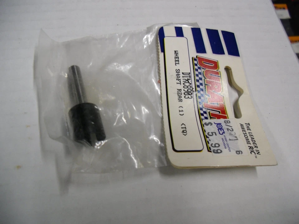 Duratrax DTXC8903 Rear Wheel Shaft for AXIS Nitro Thunder Quake - Image 1 of 1