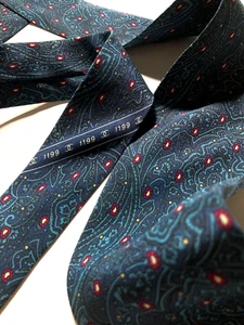CORBATA CHANEL VINTAGE FLOR SILVESTRE MODELO 1199 CC LOGO COCO ALTA GAMA AZUL ITALIA - Imagen 1 de 16