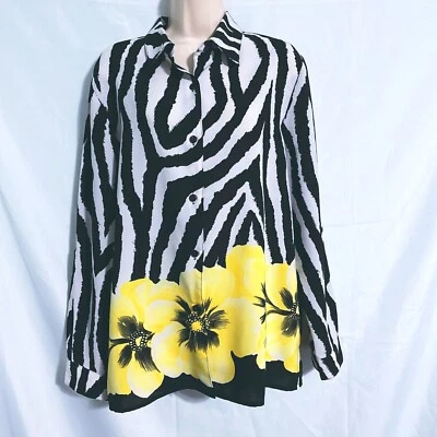 Sag Harbor Animal Print & Floral Button Up Top Size 12 — 第 1/3 张图片