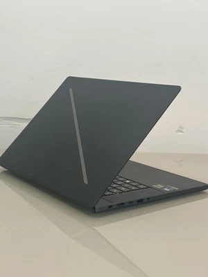 Asus ROG ZEPHYRUS g16  RTX 4070 - Immagine 1 di 4