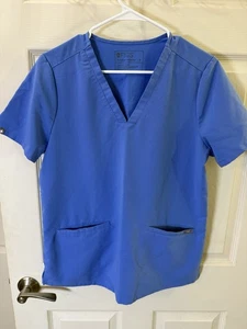 Figs Women’s scrub Top Short Sleeve Tactical Collection Blue M Healthcare Nurse - Picture 1 of 8