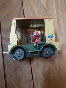 K-Line K2628-05 O Gauge Natale Babbo Natale Speeder (oro e verde) LN/Box - Foto 1 di 4