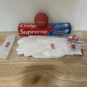 Supreme Colgate Bundle Sky Bounce Ball Rubberized Gloves Parachute Toy - Bild 1 von 14