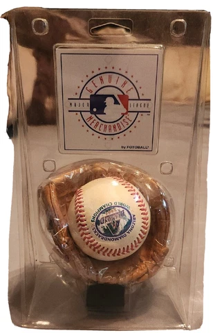RARE 2001 World Series Champions ARIZONA Diamondbacks Basseball Fotoball Genuine Cover