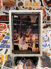 Michael Jordan 1992-93 Topps Gold Card # 141 Chicago Bulls