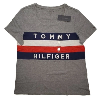 CAMISETA FEMININA TOMMY HELPER AJUSTE RELAXADO CINZA AZUL MARINHO LISTRA BRANCA VERMELHA L - Imagem 1 de 3
