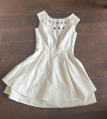 OFF WHITE Abito donna Forever 21 taglia XS nuovo bianco sporco ritagli schiena bassa ST2125