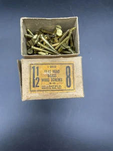 Flat Head Brass Wood Screws, 1.5" #8, 108 Screws in Orig Box, 13oz, Vintage - Picture 1 of 7