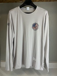 Camisa de pesca STR XL Performance para hombre manga larga gris patriótico con bandera - Imagen 1 de 9
