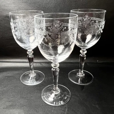 3 copas de vasos de agua cristal d’Arques Durand Dampierre con tallo grabado transparente Foto 1 de 4