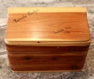Flaxville, Montana Wooden Recipe Box Holds Cards Souvenir Wood Vintage - Picture 1 of 6