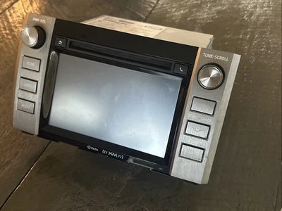 Toyota Tundra 2014-2019 unidad principal OEM Foto 1 de 4