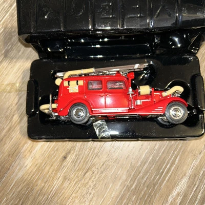 matchbox models of yesteryear fire trucks 1933 Cadillac Fire Wagon.  - Image 1 of 4