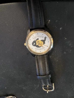 Reloj de cuarzo Colorado Buffalo Foto 1 de 3
