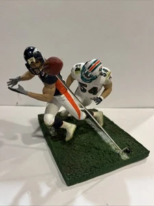 Ed McCaffrey & Zach Thomas NFL Mcfarlane 2-Pack (Out Of Box) - Picture 1 of 7