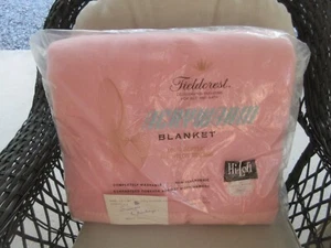 VTG Fieldcrest Acrylic Twin/ Full Sz Blanket Satin Trim Loom Pink 72x90 New Old - Picture 1 of 8