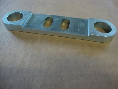 SOPORTE MONTAJE TANQUE GASOLINA DELANTERO MOTOCICLETAS BIG DOG 2006-2011 K-9 RIDGEBACK OEM Foto 1 de 4