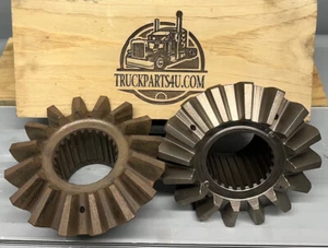 2234E629 MERITOR-ROCKWELL-AXLETECH 24 SPLINE AXLE GEARS. *NEW, GENUINE - Picture 1 of 1