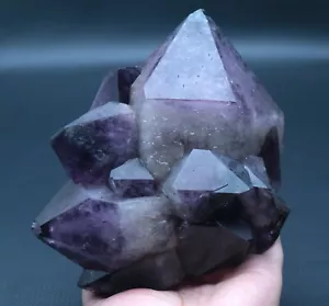 Muestra de punta de cristal esquelético de cuarzo amatista de partículas más grandes natural de 4,81 lb - Imagen 1 de 12